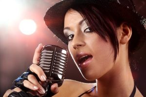 karaokefemale_singer_1_39938128