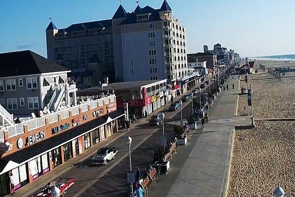 CruisinOC-Boardwalk-Parade-Ocean-City-Live-Webcam-SnapShot-20210521_074055-1